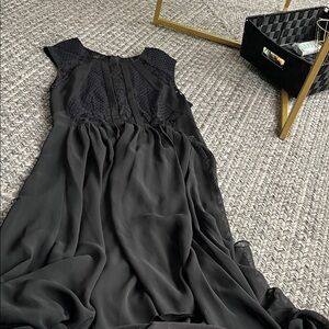 Elegant Black Lace Bodice Women's Dress